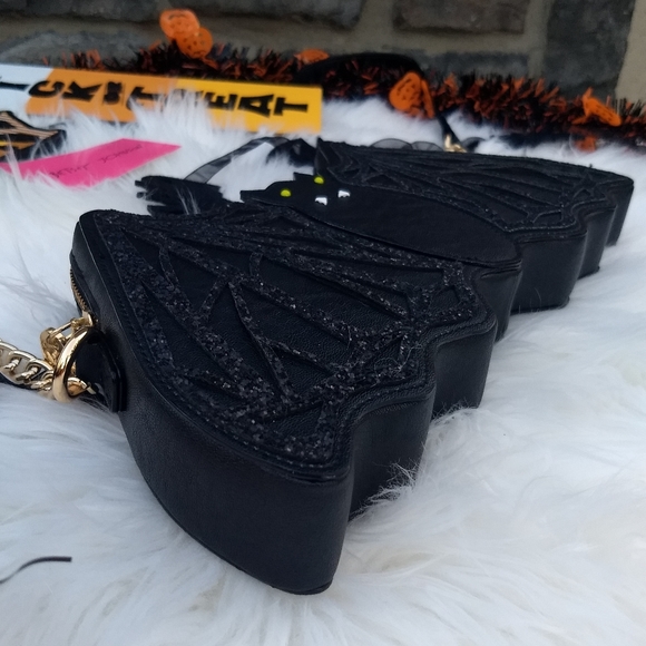 Betsey Johnson Going Batty Halloween Bat Bag - Picture 5 of 15